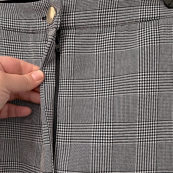 FRENCH CONNECTION | CHECK SKIRT | Size 16 | NWT - Picture 9 of 12